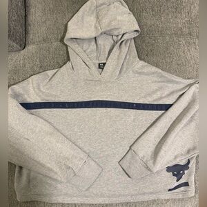 Under Armour Cropped Sweatshirt